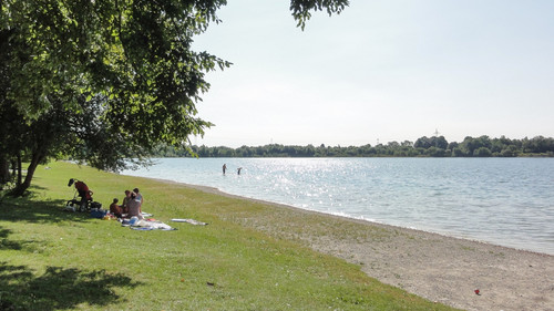 ADAC testet Badegewässer: Testsieger - Die Messstelle am Nordufer des Lußsees in München ist eine der fünf Testsieger mit der Note „sehr gut“.