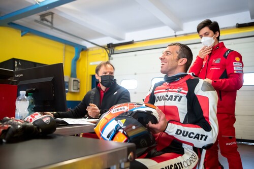 Alex De Angelis ist einer der Testfahrer für die Ducati Moto E.