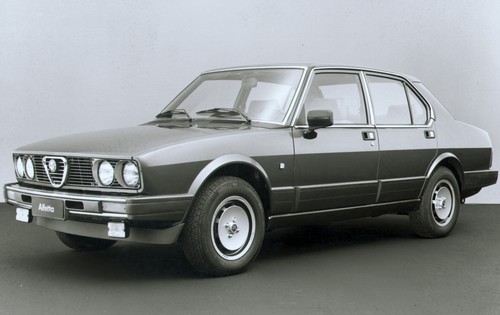 Alfa Romeo Alfetta 2.0i Quadrifoglio Oro (1983-1984).