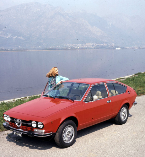 Alfa Romeo Alfetta GT.