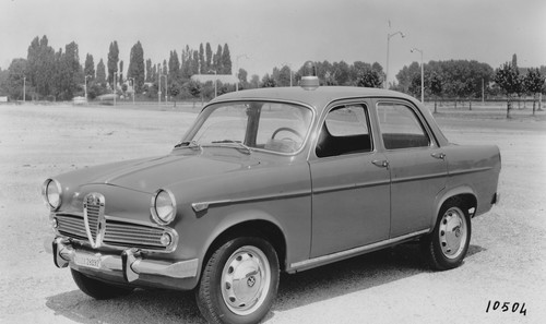Alfa Romeo Giulietta (1955–1964) als Streifenwagen.