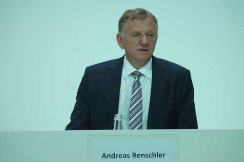 Andreas Rennschler.