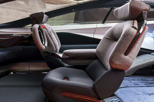 Aston Martin Lagonda Vision Concept.