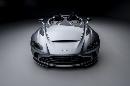 Aston Martin V12 Speedster.