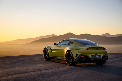 Aston Martin Vantage.
