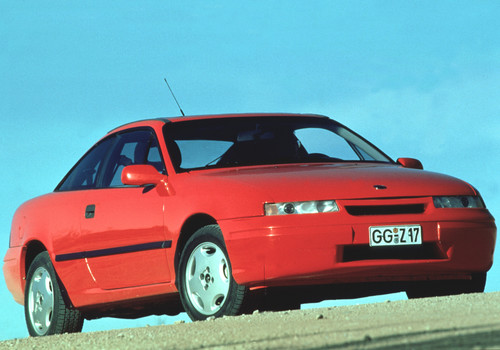 Auch der ab Ende 1989 gebaute Opel Calibra verfügte über einen serienmäßigen Katalysator.