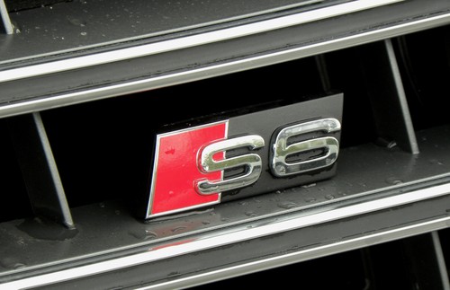 Audi A6.