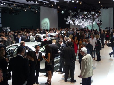 Audi A8 in Miami: Auto-Präsentation und Vernissage.