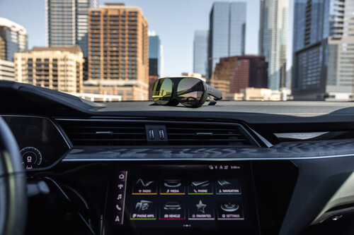 Audi bringt im Sommer das Virtual-Reality-Entertainment von Holoride ins Auto.