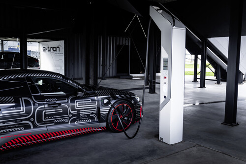 Audi e-Tron GT Prototyp.