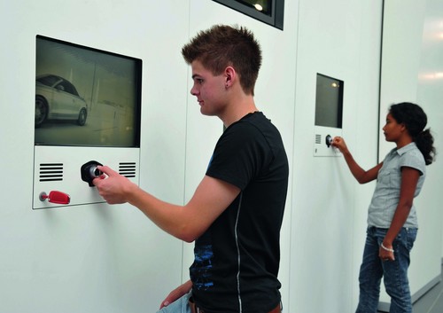 Audi-Forum Neckarsulm: Fahrsimulatoren für Kinder und Jugendliche im Alter von 7 bis 17 Jahren