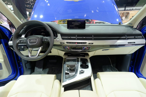 Audi Q7.