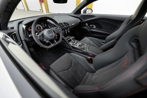 Audi R8 GT RWD.
