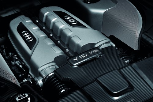 Audi R8 V10 plus.