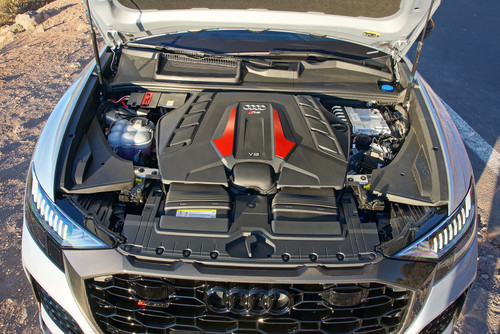 Audi RS Q8.