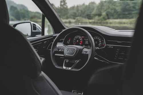 Audi SQ7.