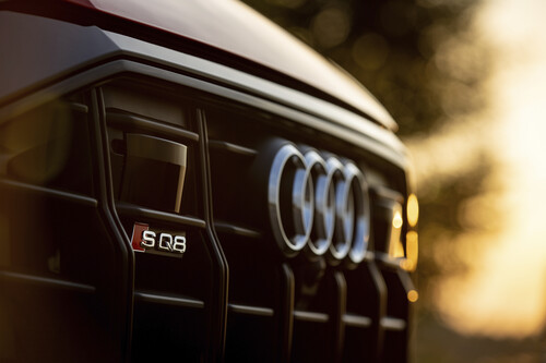 Audi SQ8.