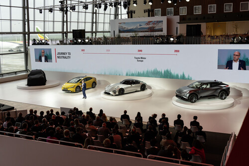 Auf dem Kenshiki-Forum präsentiert Toyota seine künftige Elektromodell-Palette. 