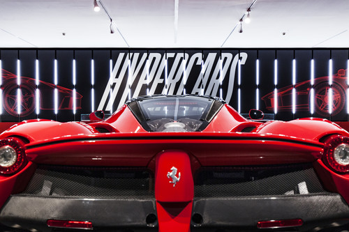 Ausstellung „Hypercars“ im Ferrari-Museum in Maranello.