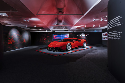 Ausstellung „Hypercars“ im Ferrari-Museum in Maranello.