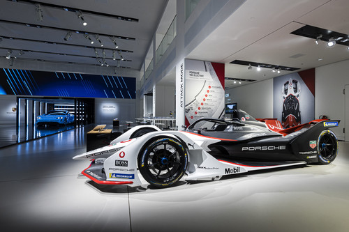 Ausstellung „Porsche – Pionier der Elektromobilität“ in Berlin: Formel E.