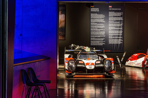Ausstellung „Racing &amp; Innovation – a Retrospective of Toyota in Motorsport“ im Museum Art &amp; Cars in Singen.