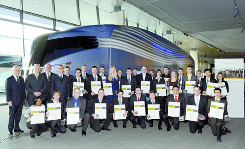 Auszubildende von Volkswagen, die mit dem &quot;Best Apprentice Award&quot; ausgezeichnet wurden.