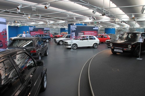 Automuseum Volkswagen – 40 Jahre Golf GTI: Blick in die Ausstellung.