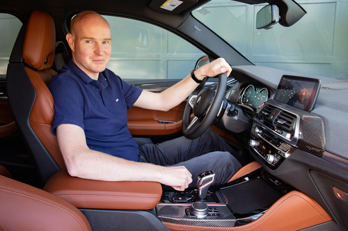 Autor Jens Meiners im BMW X4 M.