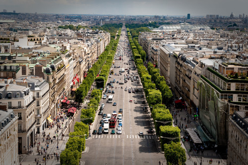 Avenue de Champs Elysée.