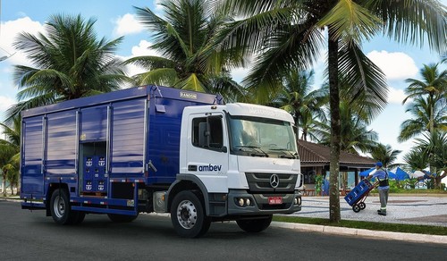 Bier-Trucks für Brasilien: Getränkehersteller Ambev ordert 228 Mercedes-Benz-Lkw.