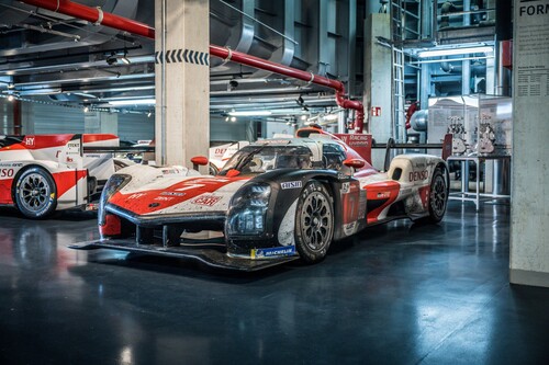 Blick ins Motorsport-Museum von Toyota Gazoo Racing Europe.