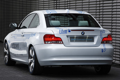 BMW Concept Active E: Ein 1-er ohn Auspuffanlage.