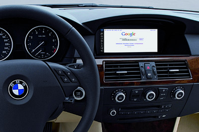BMW Connected Drive holt das Internet ins Auto.