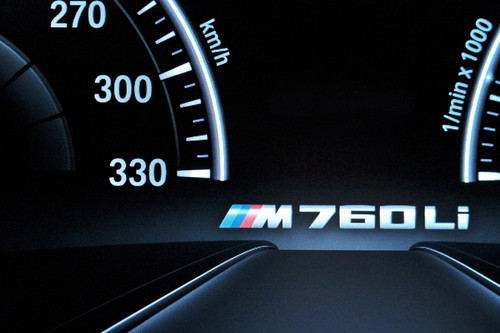 BMW M760Li xDrive.