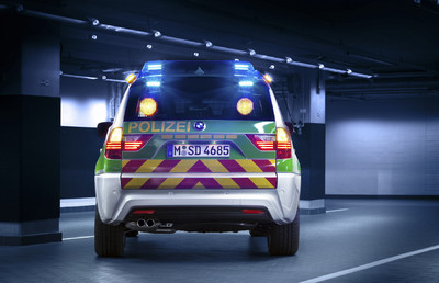 BMW X 3 mit neuartiger Sicherheitsausstattung für den Polizeieinsatz.