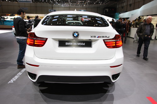 BMW X6 M50d.