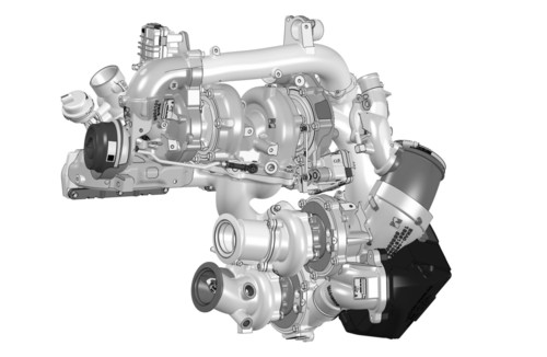 Borg Warners neue, weltweit erste zweistufige, geregelte Turboladertechnologie mit vier Turboladern für Pkw. 