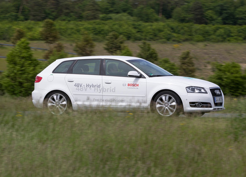Bosch 48-Volt-Hybridsystem in einem Audi A3 Sportback.