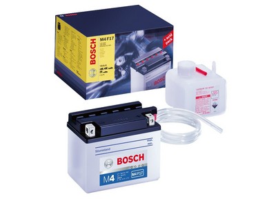 Bosch M 4-Motorradbatterie mit Säurepaket.