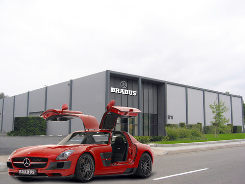 Brabus USA bezieht neue Firmenzentrale in Irvine, Kalifornien.