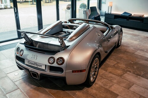 Bugatti Veyron 16.4 Grand Sport 2.1 im Originalzustand.