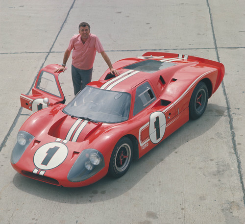 Caroll Shelby am Ford GT40 in Le Mans 1967.