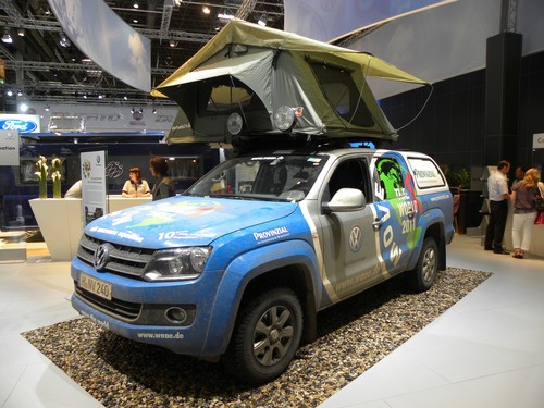Cavan Salon 2011: 64 452 Kilometer in 110 Tagen legte Joachim Franz mit diesem Volkswagen Amarok zurück.