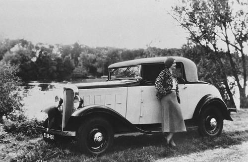 Citroën 8CV Cabrio (1933).