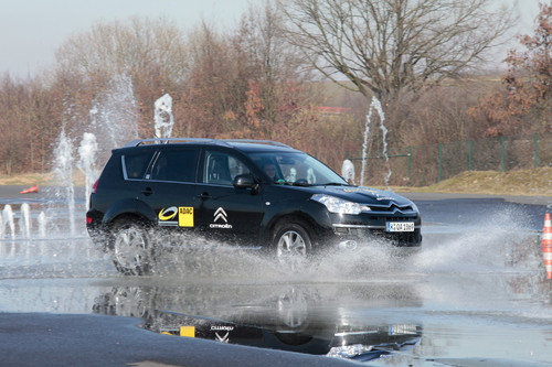 Citroën unterstützt ADAC Fahrsicherheits-Training.