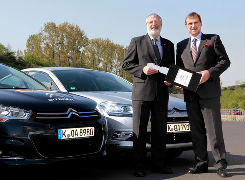 Citroën unterstützt ADAC Fahrsicherheits-Training. v.l.n.r.: Thomas Burkhardt, Peter Weis.