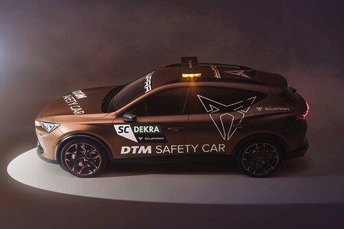 Cupra Formentor VZ5 DTM Safety Car.