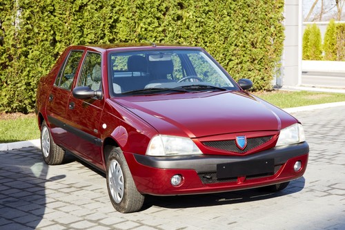 Dacia Solenza (2003).