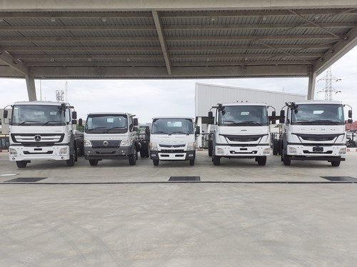 Daimler India Commercial Vehicles exportiert Lkw und Busse in 50 Länder.